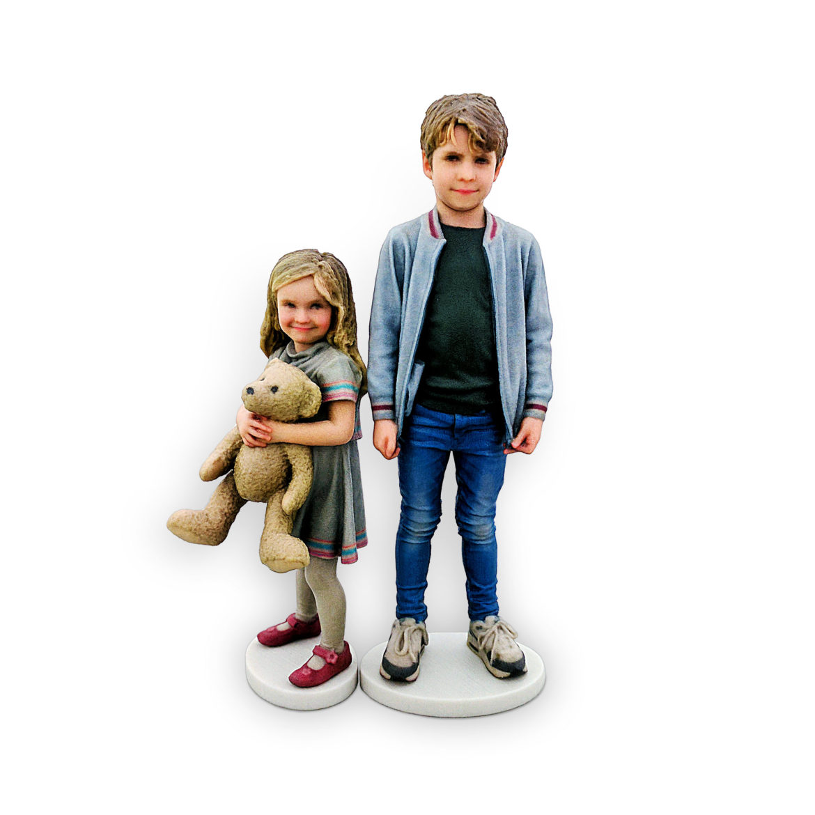 my3Dtwin, 3D Printed Figurines of two kids with teddy bear in hands
